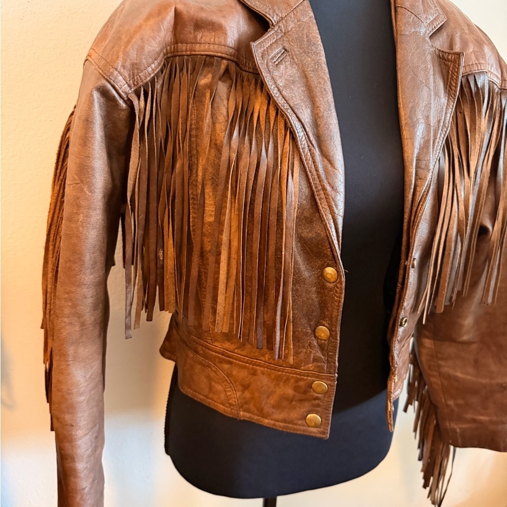Cropped Brown Fringe Leather Jacket for Women - Picture 2 of 7
